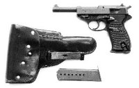 Pistole P1 mit Tasche und Ersatzmagazin